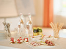 Buffet mit Getränken und Snacks für Seminargäste in der Hoftaverne Ziegelböck, Vorchdorf
