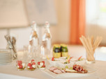 seminarpause mit buffet und getraenken in der hoftaverne ziegelboeck waehrend eines seminartages